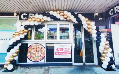 Creating a Strong First Impression with a Storefront Balloon Arch