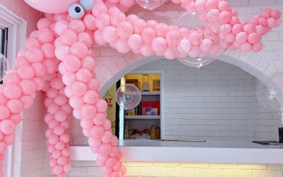 Bringing a Playful Ocean Theme to Life with Balloon Art