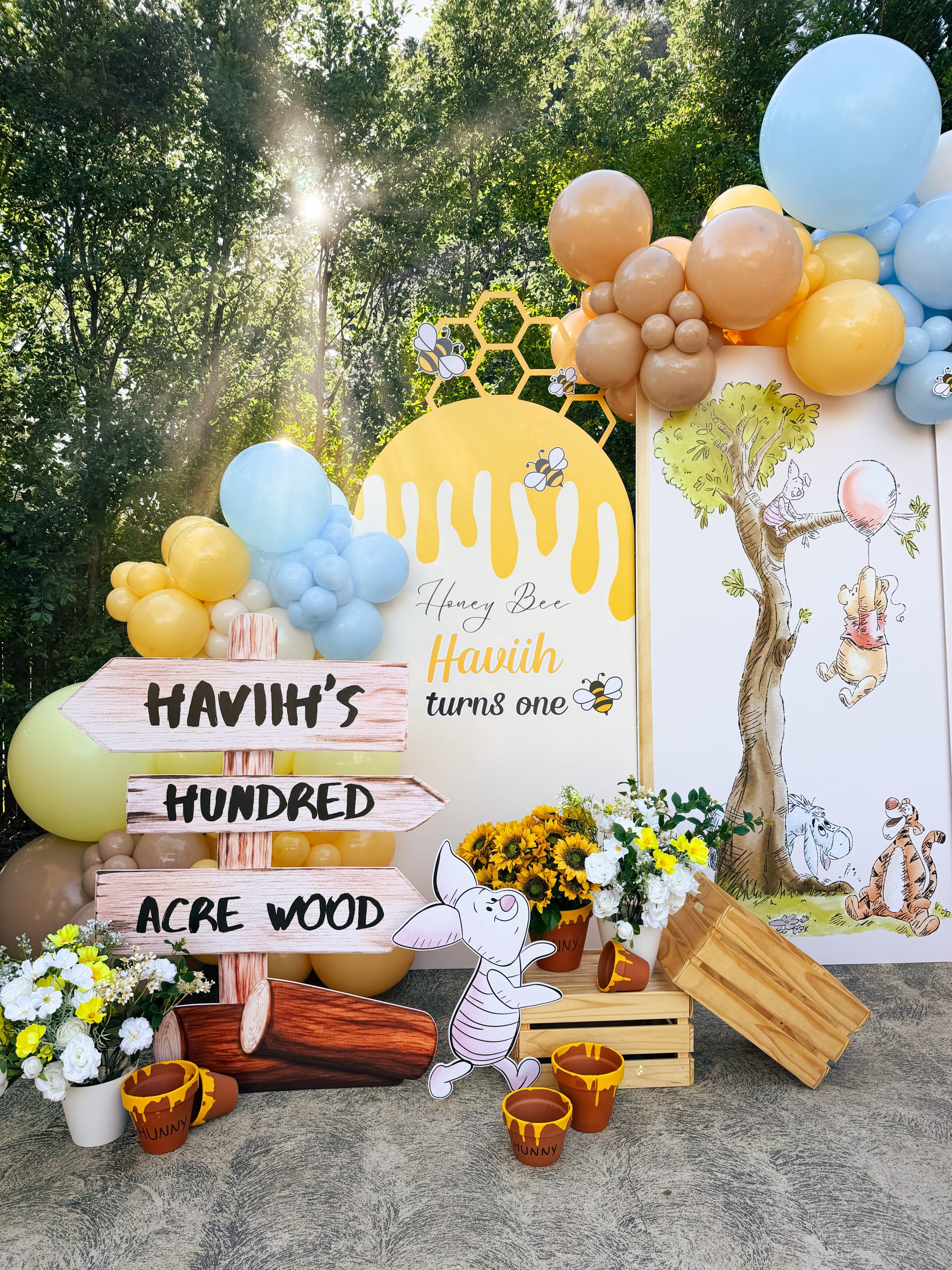 custom scene birthday balloons set